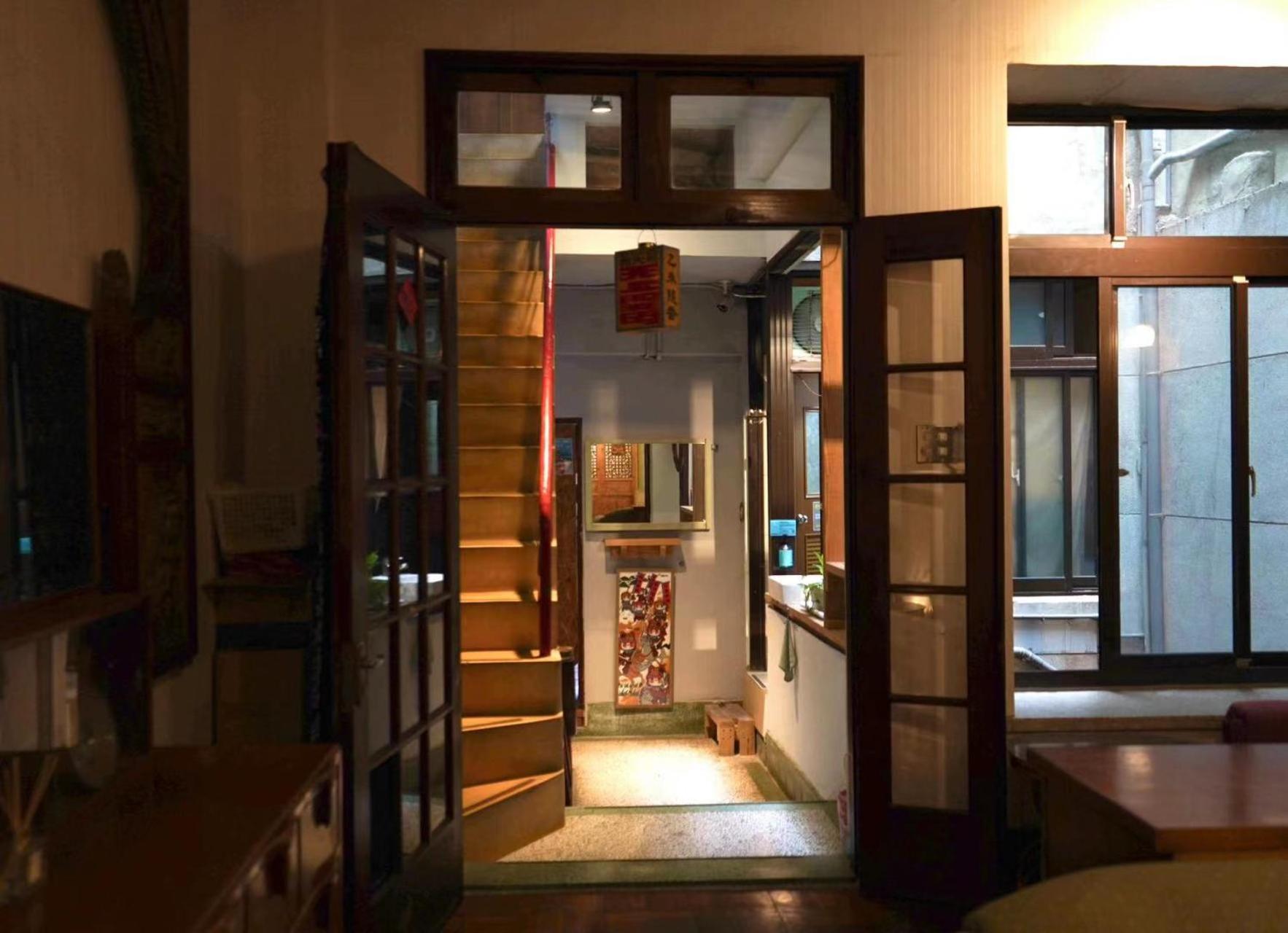 Fuqi Hostel - Yuanqi Tainan Esterno foto