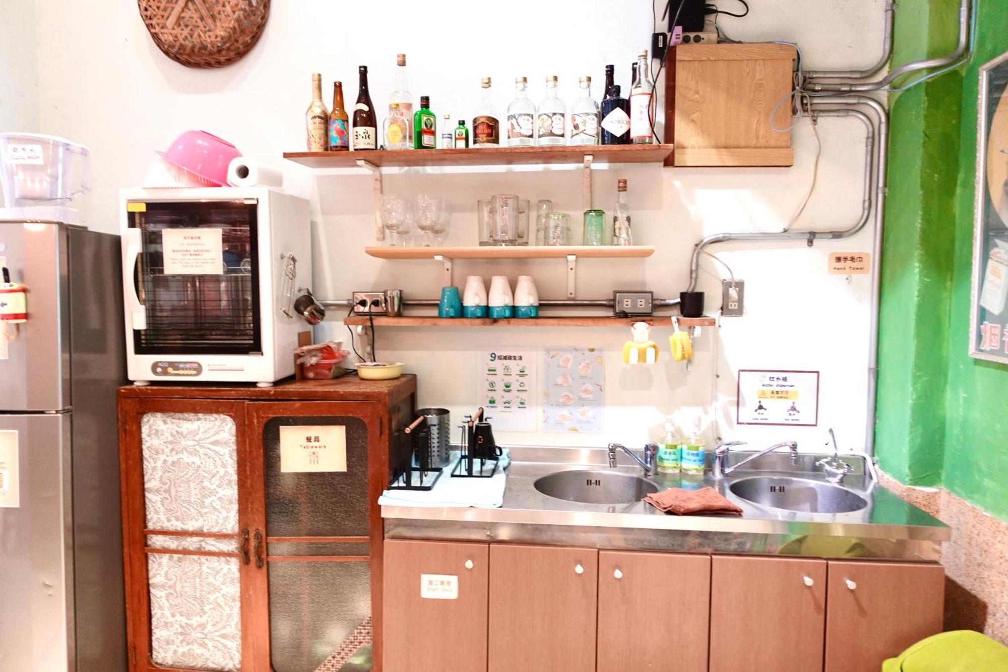 Fuqi Hostel - Yuanqi Tainan Esterno foto